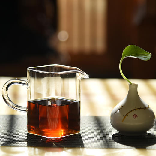 葳盛 2016年哈尼乔木陈醇 熟茶 400克 包邮 商品图1