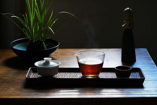 预售4月初发货：特制龙井红茶 陶罐300克 大傅净茶 商品图3