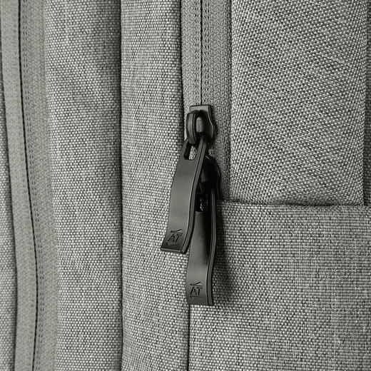 【美旅】轻便耐磨 男士通勤商务 挂套 舒适背负 伸缩减震肩带 电脑 眼镜 耳机 收纳 防盗 双肩包 TZ4 商品图2