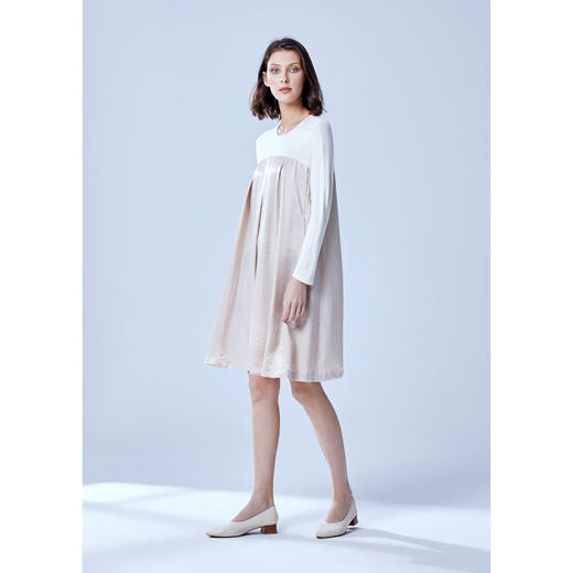 VIMAGE纬漫纪夏季女装宽松高腰A字褶皱连衣裙中长裙女裙V907579 商品图1