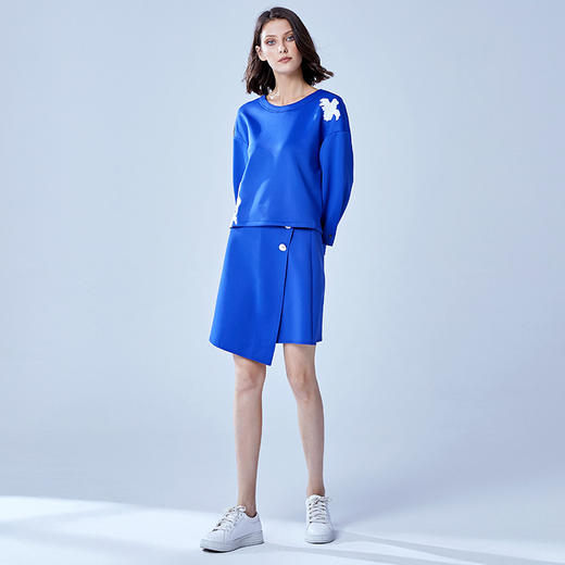 VIMAGE纬漫纪秋季女装拼接不对称A字裙半身裙半裙短裙女V906505 商品图3