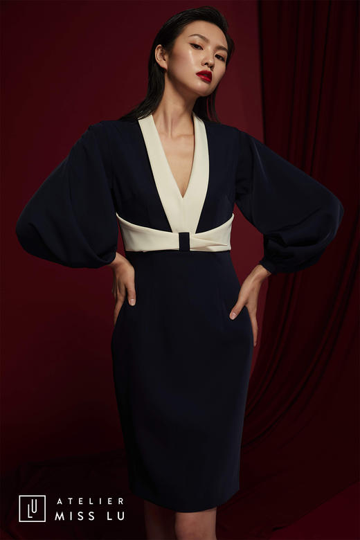 AtelierMissLu /Alexsandra-藏青拼白大摆袖率性连身裙 商品图0