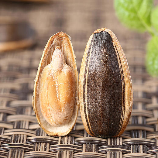 华味亨 山核桃味香瓜子500g/袋 休闲食品小吃 零食 坚果 葵花籽 商品图4