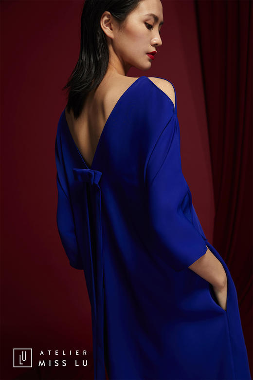 AtelierMissLu /Diaz-电光蓝V领露背连身裙 商品图0