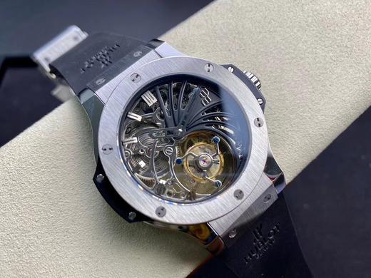 恒宝Hublot.V3升级版 大爆炸系列 真陀飞轮（升级如下：升级使用原装壳套起模壳身，侧耳不再使用塑料，搭配升级版真陀飞轮心脏，加强防震，解决了市场普通版本“缝合度不高有缝隙、机芯返修率高”的问题， 商品图14