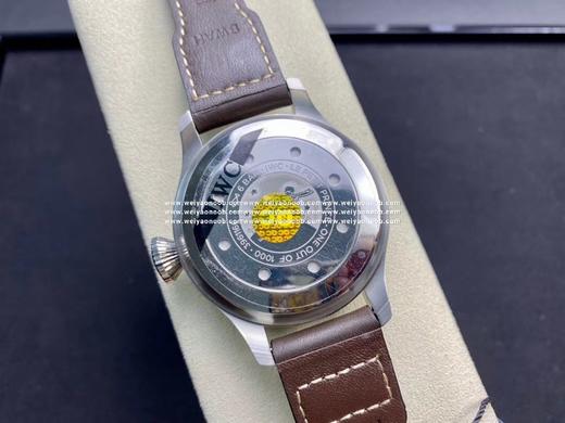 ZF万国大型飞行员大飞IW500908，3点钟位置真动能显示器，冰蓝夜光！一比一原装51111自动机械机芯。男士，不透底， 47毫米，精钢表 商品图9