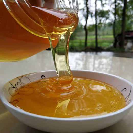 助农野山花蜂蜜，集百花之精华而采集的蜂蜜，清香甜润，香甜可口 商品图1