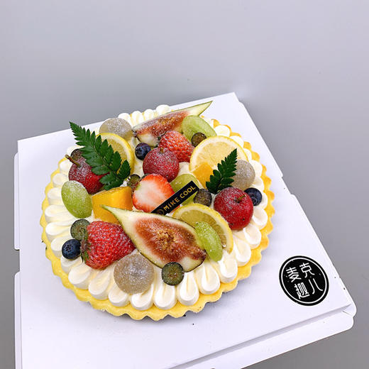 芋泥乳酪派鲜果蛋糕 商品图0