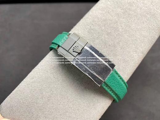 劳力士ROLEX宇宙计时迪通拿系列之碳纤维定制版，腕表不仅戴轻便，外表坚硬。且每一只腕表都拥有独一无二的碳纤花纹。 【表壳】腕表尺寸40X11.3吻合原装。Tw工厂实力铸造碳纤维劳力士的独特风采。市 商品图5