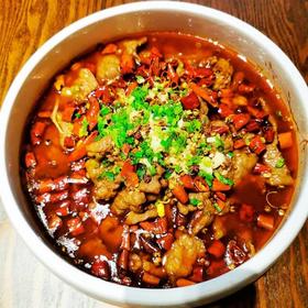 【岑府私厨 水煮牛肉】1例，中辣