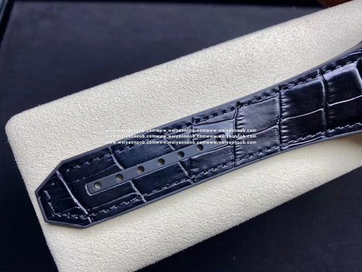 NH 恒宝 大爆炸 计时款｛腕表之家 品牌新闻｝继前年夏天发布SPIRIT OF BIG BANG全黑腕表后，如今Hubiot宇舶表以赛车为灵感，推出全新Spirit of Big Bang限量腕。特 商品图6