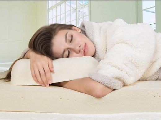 【阿宝自己的品牌 全新升级】嘉莉娅女士护肩乳胶枕 斯里兰卡原产地现采现加工 天ran乳胶含量92~95% 邓禄普工艺 人体工学柔软弹性型设计 尺寸误差1cm左右 商品图6