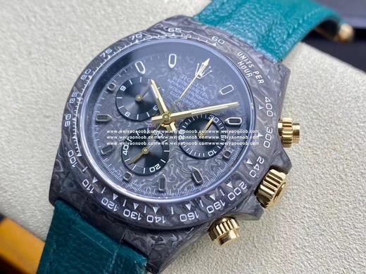 WWF Factory 劳力士Rolex迪通拿系列【表壳】采用碳纤维材质打造，轻盈佩戴舒适，每一只腕表都拥有碳纤花纹。 由于碳纤维材质的非常坚硬，表壳在CNC成型过程中损耗也是非常大的！【镜 商品图1