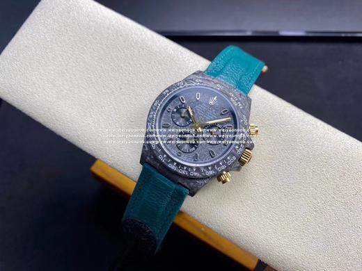 WWF Factory 劳力士Rolex迪通拿系列【表壳】采用碳纤维材质打造，轻盈佩戴舒适，每一只腕表都拥有碳纤花纹。 由于碳纤维材质的非常坚硬，表壳在CNC成型过程中损耗也是非常大的！【镜 商品图2