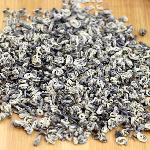 银螺绿茶--广西隆林 一芽一叶 三冲缘 雅韵茶叶高山生态茶  250g铁罐装 商品图1