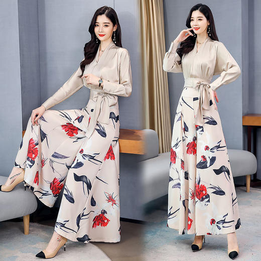 LY-BS92031春夏新款气质女神范上衣垂感印花阔腿裤洋气两件套 商品图3