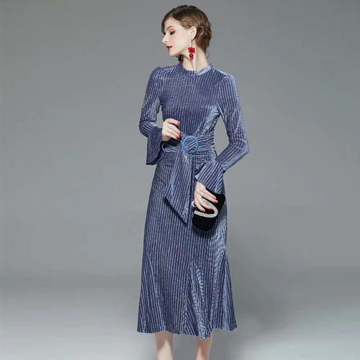 BHS-020104055春秋新款品质喇叭袖中长款丝绒条纹收腰修身鱼尾裙 商品图2