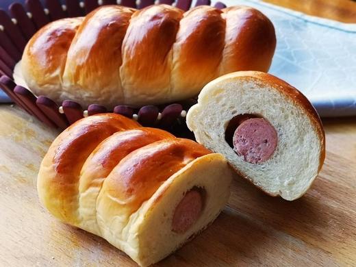 法兰克福肠面包卷120g长安街长富宫饭店制作