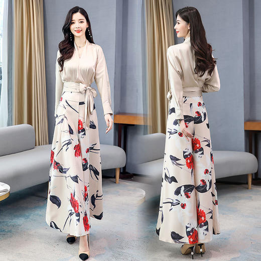 LY-BS92031春夏新款气质女神范上衣垂感印花阔腿裤洋气两件套 商品图1