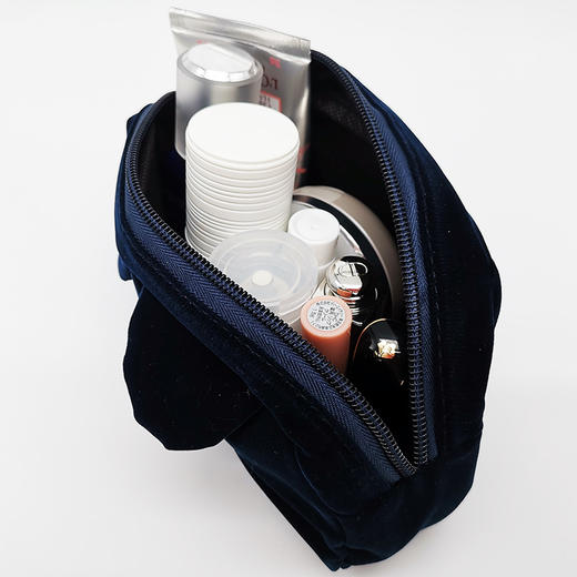 【积分兑换】俏皮造型大容量化妆包 颜色随机发 韩国可爱手拿包女小包包零钱包 商品图3