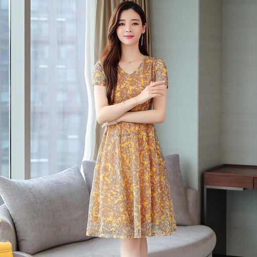 NRJ-8972新款早春流行气质中长款碎花收腰雪纺连衣裙 商品图4