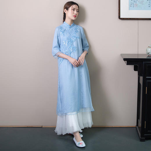 QN-L2129中国风文艺复古刺绣连衣裙 商品图2