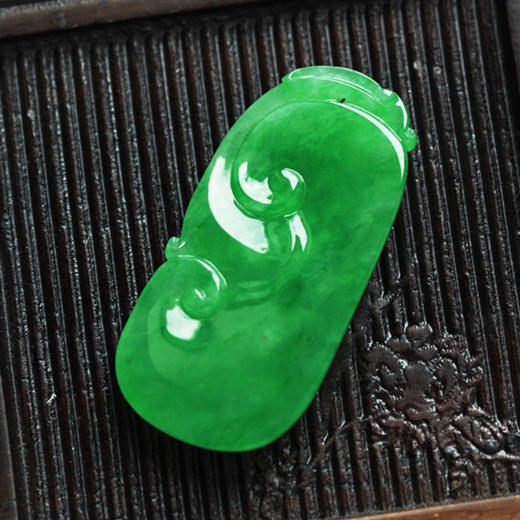 派瑞翡翠 翡翠挂件 如意 冰糯种 满绿 商品图3