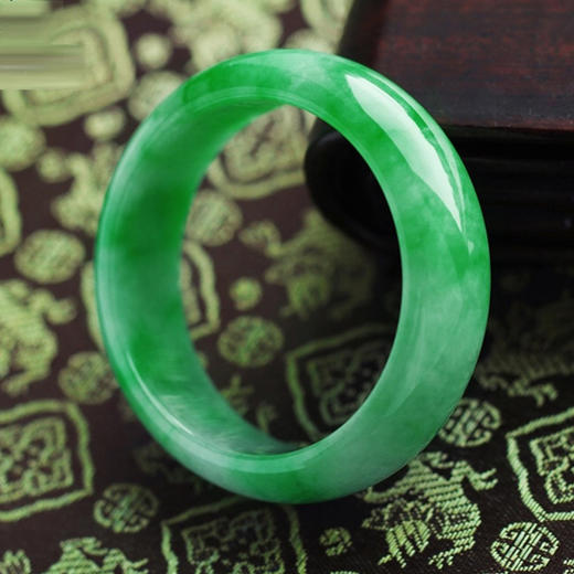 派瑞翡翠 翡翠手镯 糯种 阳绿 商品图1