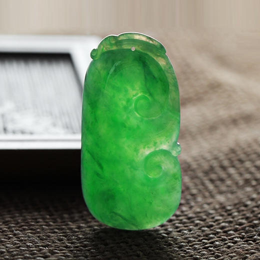 派瑞翡翠 翡翠挂件 如意 冰糯种 满绿 商品图2