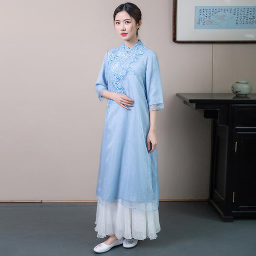 QN-L2129中国风文艺复古刺绣连衣裙 商品图1