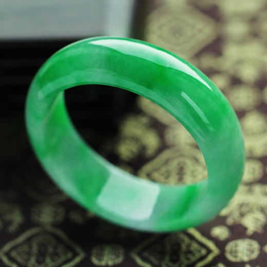 派瑞翡翠 翡翠手镯 糯种 阳绿 商品图0