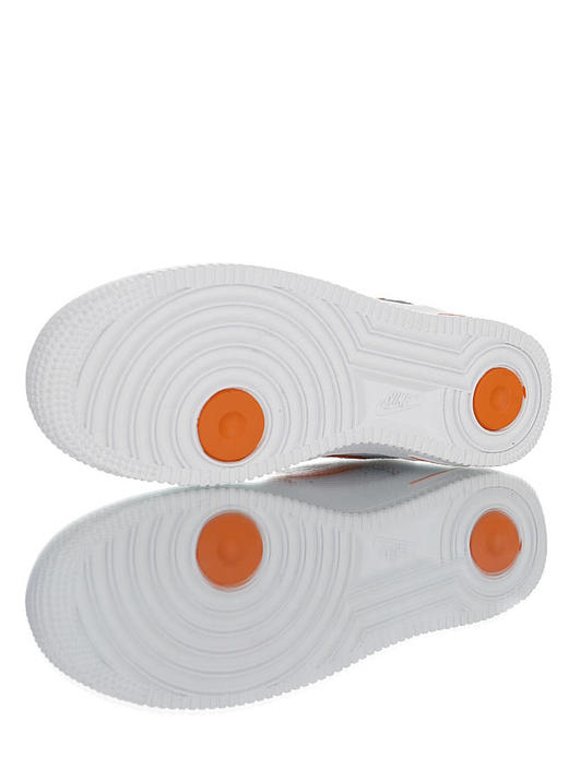 VLONE x Air Force 1'07 美潮奢牌联名 荔枝纹牛移膜革鞋面 内置全掌AirSole气垫 空军一号 皮革白橙哥特字母配色 AA5360-100 商品图3