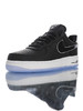 Nike Air Force 1’07 Low 耐克 科林·卡佩尼克NFL巨星联名 移膜平纹皮革鞋面 内置全掌AirSole气垫 空军 黑白渐变冰蓝蘑菇头 商品缩略图0