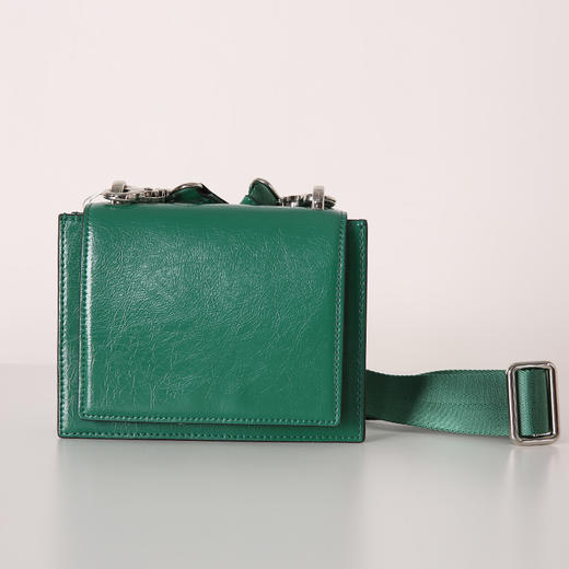 VIMAGE纬漫纪夏季新款方形小包休闲斜跨布带方包通勤百搭红色V1320901 商品图6