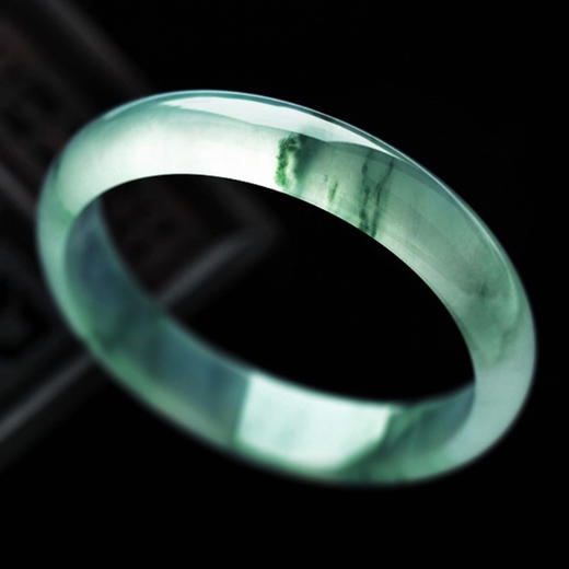 派瑞翡翠  翡翠手镯 冰种 飘花 商品图0