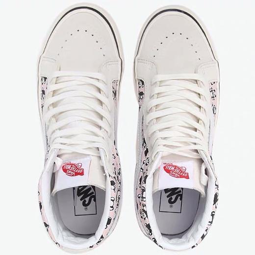 经典安纳海姆已司空见惯VANS 带你玩点不一样的。将SK8-H| 38 DX、ERA 95DX糅合富有设计感的熊猫印花与色彩美学，带来更新颖潮流的街头风格，掀起熊猫印花风潮。型号：TJ59 商品图1