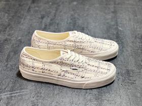 Vans Vault OG Authentic LX 小香风 香奶奶家经典粗呢花面料 高级感满满 让人爱不释手  尺码：35--44