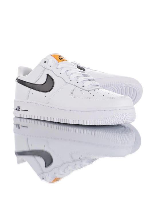 耐克Nike Air Force 1 '07 Lv8 官方新色1982限定 原模具开发打造 采用头层荔枝纹皮革鞋面 内置全掌air sole气垫 空军一号低帮板鞋 皮革白黑黄 商品图1