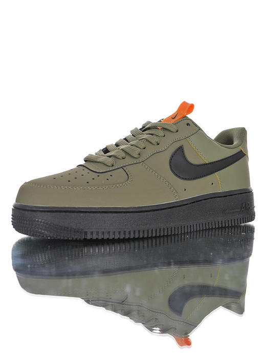 耐克 Nike Air Force 1 07  原模具开发打造 采用磨砂移膜皮革 内置全掌air sole气垫 空军一号 商品图0