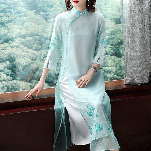 KDS-880中国风刺绣新款复古气质绣花欧根纱连衣裙 商品图0