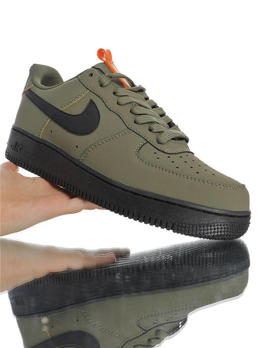 耐克 Nike Air Force 1 07  原模具开发打造 采用磨砂移膜皮革 内置全掌air sole气垫 空军一号 商品图2
