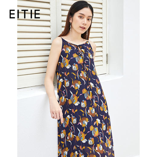 EITIE爱特爱商场同款夏季新款时尚优雅度假风圆领印花连衣裙5507283 商品图0