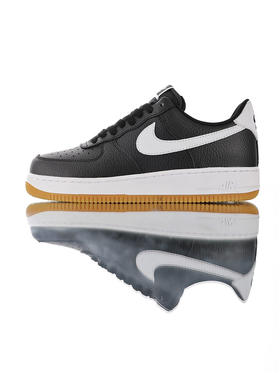 耐克Nike Air Force 1 '07 采用荔枝纹牛皮革 内置全掌air sole气垫 空军一号经典百搭休闲运动板鞋 皮革黑白生胶黄