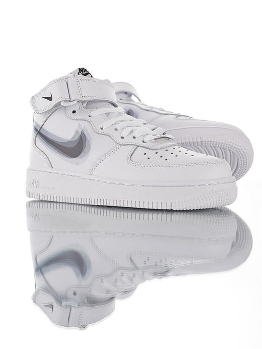 耐克Nike Air Force 1 '07 LV8 原模具开发打造 采用硬质头层牛皮革 内置全掌air sole气垫 耐克空军低帮经典百搭休闲运动板鞋 皮革白灰黑重影钩 商品图1