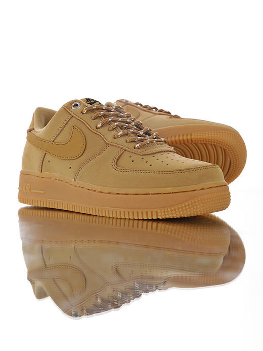 耐克Nike Air Force 1 Low 07 LV8 原模具开发打造 采用移膜牛巴革材质 内置全掌air sole气垫 耐克空军一号低帮经典百搭休闲运动板鞋 新麦黄棕 商品图1