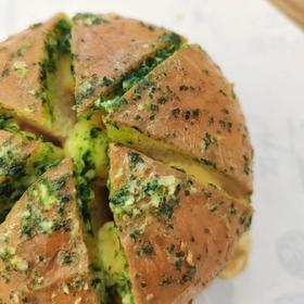 网红新品—现烤蒜香奶酪包【“人生面包”蒜你狠】浓浓蒜香风味！（怡山总部发货）