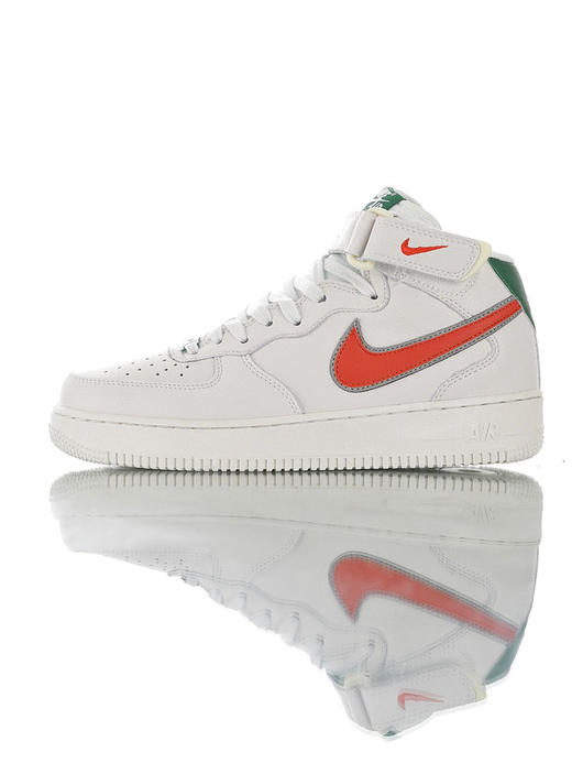 耐克Nike Air Force 1 '07 LV8 美剧怪奇物语限定 原模具开发打造 采用荔枝纹移膜皮革材质 内置全掌air sole气垫 空军一号板鞋 皮革白深绿桔红校徽 商品图2