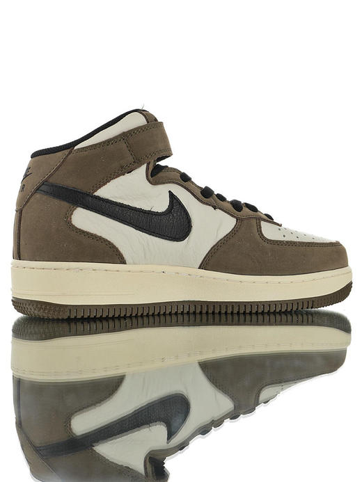 耐克Travis Scott x Nike Air Force 1 0'7 LV8 Low 倒勾倒钩空军一号板鞋 反钩深棕米白黑白黑反钩反‎钩‌橄榄绿米 商品图7