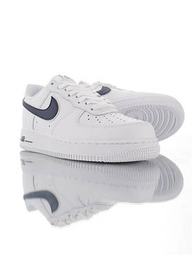 耐克Nike Air Force 1 Low '07 原模具开发打造 采用硬质头层牛皮革材质 内置全掌air sole气垫 空军一号低帮经典休闲运动皮革板鞋