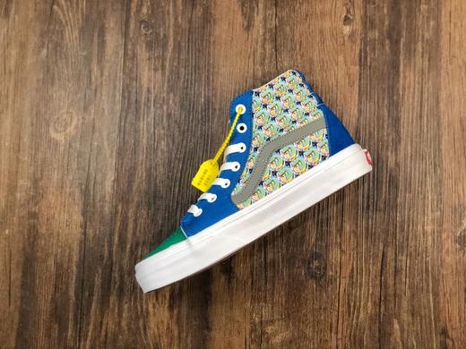 Vans SK8-Hi联名限量版男女青玉满怀系列 硫化真标一比一 官方货号：VNOA4OE5NTV   尺码：35--44 工艺：硫化1:1（重量1:1、真标、原钢印、材质标、鞋型标、合格证） 商品图5